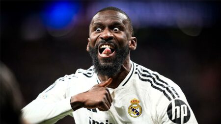 هل اقترب روديجر من الرحيل؟.. صورة تثير الجدل بشأن مستقبل مدافع ريال مدريد