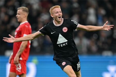 لارسون عن أنباء انتقاله إلى ريال مدريد: ألونسو لا يحبني