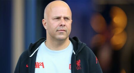 ليفربول يقتحم سباق ساخن للتعاقد مع مدافع إفريقي