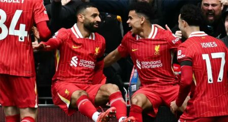 رغم طلبه 85 مليون يورو.. ليفربول يمنح لاعبه الضوء الأخضر في مفاوضات برشلونة