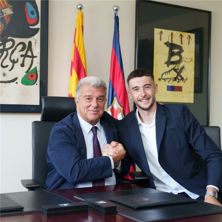 خوان جارسيا بعد انضمامه إلى برشلونة: أريد العزف هنا