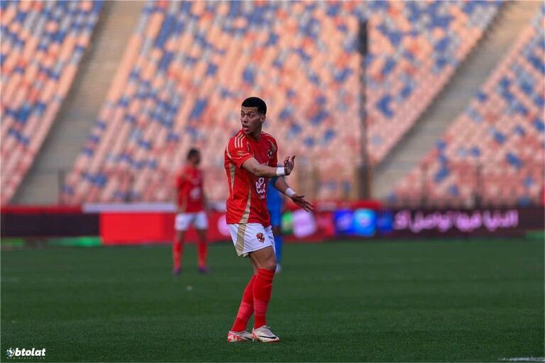 رغم تعرضه للإصابة.. الأهلي يتخذ قرارًا جديدًا بشأن إمام عاشور
