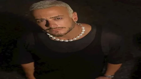 سعد لمجرد يطرح أحدث أعماله الغنائية بعنوان "ريسكينا"