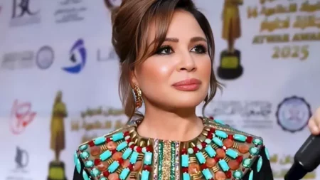 إلهام شاهين:" إغلاق المجال الجوي بسبب الحرب يعوق عودتي لمصر"