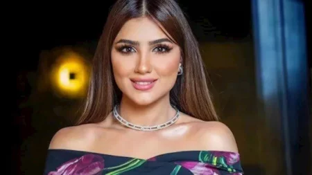 بإطلالة صيفية جريئة.. أحدث ظهور لـ مي عمر والجمهور يغازلها (صورة)
