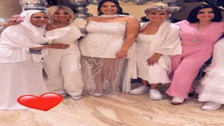بالصور.. مفيدة شيحة تحتفل بحنة ابنتها بحضور إعلاميات
