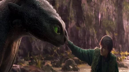 النسخة الواقعية لفيلم "How to Train your Dragon" تواصل تصدر شباك التذاكر الأمريكي