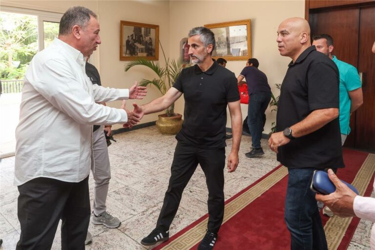 الأهلي يكشف تفاصيل اجتماع الخطيب مع ريبيرو الأهلي يكشف تفاصيل اجتماع الخطيب مع ريبيرو