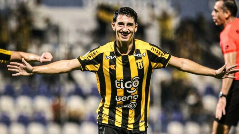 وكيل أوجستين منصور يوضح لـبطولات مدى إمكانية انتقاله إلى الأهلي أو الزمالك