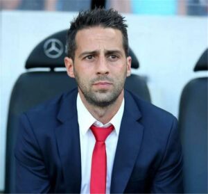 عاجل ورسميًا | الزمالك يعلن التعاقد مع يانيك فيريرا لخلافة الرمادي