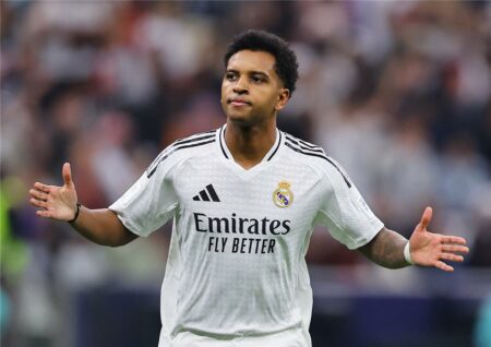 ماركا توضح حقيقة اقتراب رحيل رودريجو عن ريال مدريد