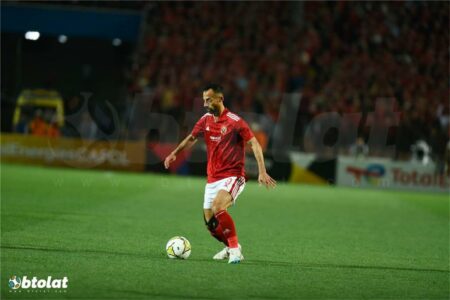 ضياء السيد: أحمد عبد القادر لا يريد الحرب في الأهلي