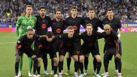 برشلونة يكثف مفاوضاته لتجديد عقد أهم أعمدة فليك برشلونة يكثف مفاوضاته لتجديد عقد أهم أعمدة فليك