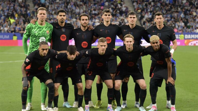 برشلونة يكثف مفاوضاته لتجديد عقد أهم أعمدة فليك