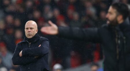 ليفربول يتخذ خطوة جديدة لخطف صفقة من مانشستر يونايتد