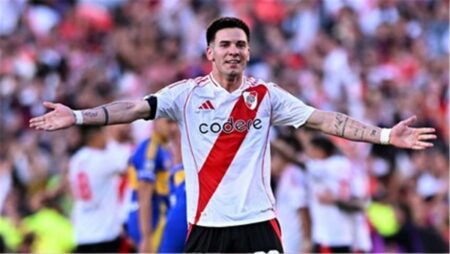 ماستانتونو يرد على ترشيحه للكرة الذهبية ويكشف سبب انتقاله إلى ريال مدريد ماستانتونو يرد على ترشيحه للكرة الذهبية ويكشف سبب انتقاله إلى ريال مدريد