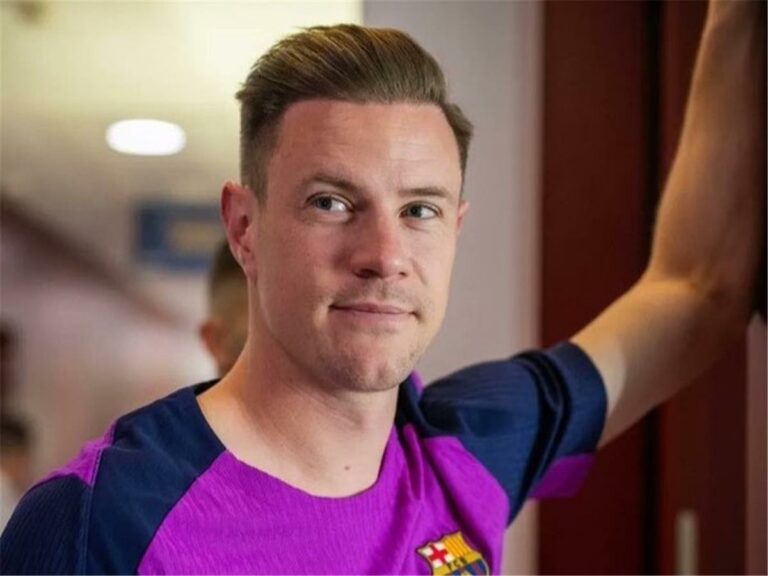 آس: تير شتيجن يتدرب منفردًا في مران برشلونة