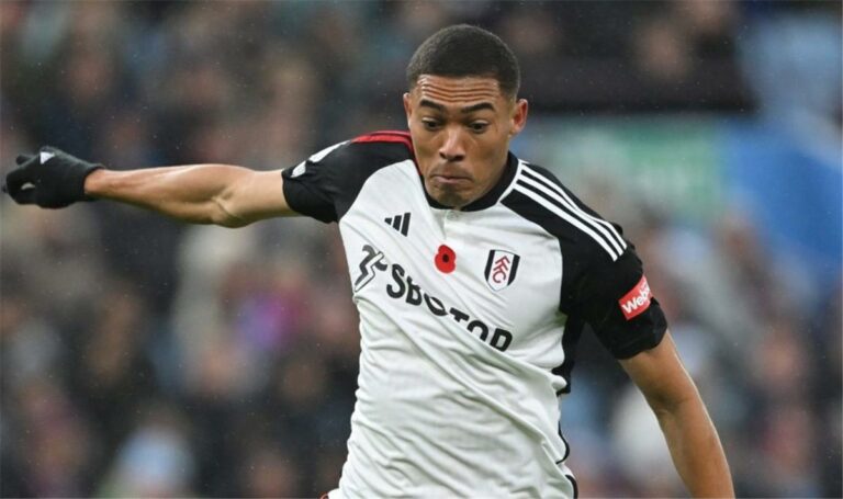 وكيل كارلوس فينيسيوس لـبطولات: جون إدوارد يتجاهلنا.. والأهلي طلب ضمه