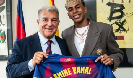 لامين يامال: لم أفز بدوري الأبطال ولا كأس العالم.. وأطمح لكتابة تاريخي برقم الأساطير