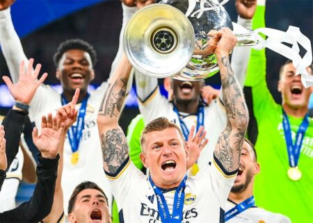 كروس: أردت الاعتزال في القمة.. وانظروا ماذا حدث مع مانشستر سيتي