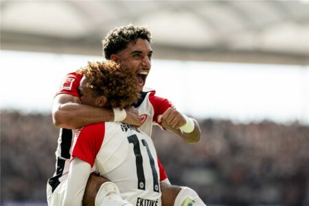 ليفربول يفوز.. مدرب فرانكفورت يرفع الراية البيضاء: سنفقد إيكتيكي مثلما خسرنا عمر مرموش