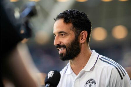 أموريم: لدينا الكثير من العمل.. وسنكافح معًا في مانشستر يونايتد