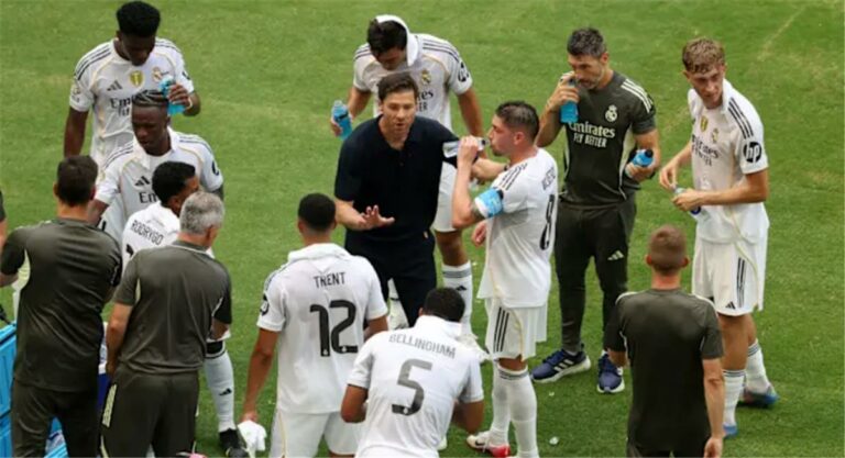 حارس ريال مدريد يُغير قراره بشأن مستقبله مع الفريق