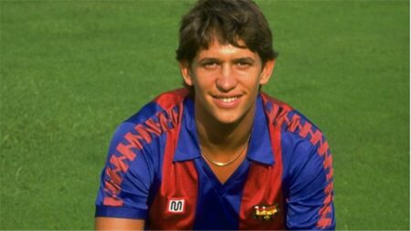 آخرهم لينكر.. 11 لاعبًا إنجليزيًا ارتدوا قميص برشلونة قبل ماركوس راشفورد