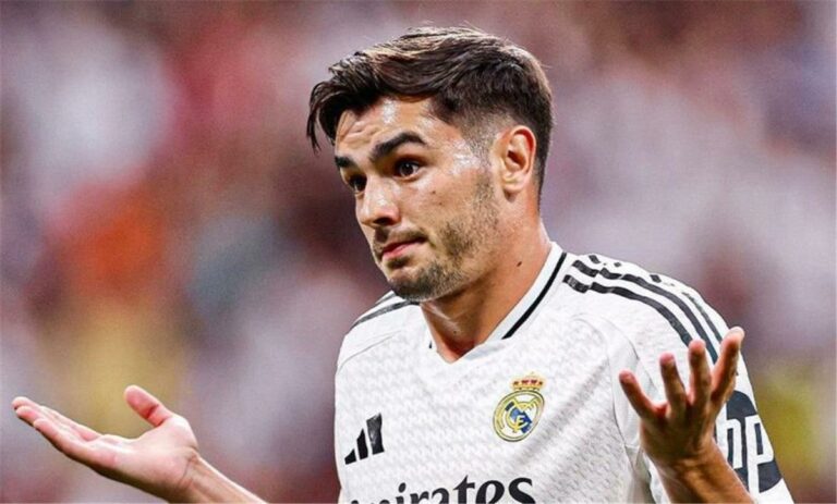 من الأضواء إلى مقاعد البدلاء.. دياز في ورطة مع ريال مدريد