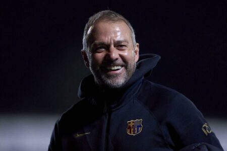 لمنع مانشستر سيتي.. لاعب برشلونة يوافق على تجديد عقده حتى 2030