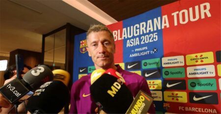 ليفاندوفسكي يكشف تحديات برشلونة خلال الموسم الجديد.. ويوضح رأيه في راشفورد