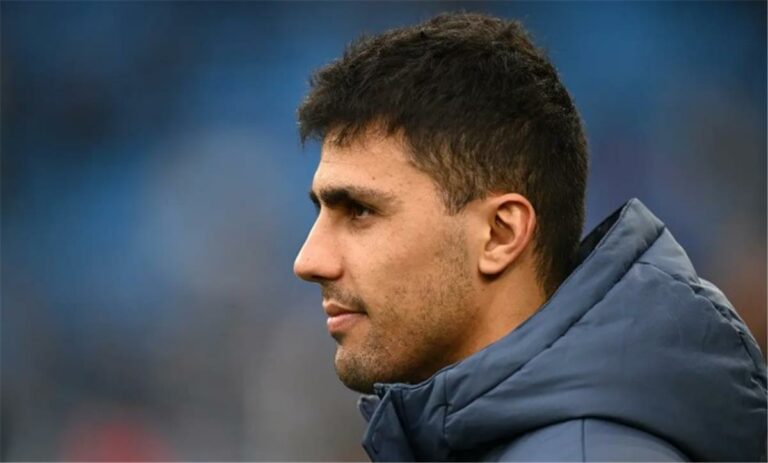 ريال مدريد يُغري مانشستر سيتي بصفقة تبادلية مجنونة لضم رودري.. ورد إنجليزي فوري ريال مدريد يُغري مانشستر سيتي بصفقة تبادلية مجنونة لضم رودري.. ورد إنجليزي فوري