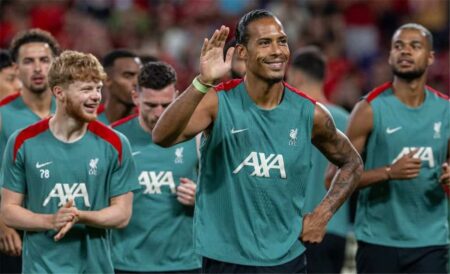 عودة مُصاب.. سلوت يتلقى دفعة معنوية قبل مباراة ليفربول ويوكوهاما الودية عودة مُصاب.. سلوت يتلقى دفعة معنوية قبل مباراة ليفربول ويوكوهاما الودية