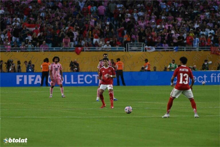 خاص | الخطيب يتدخل في ملف تجديد إمام عاشور مع الأهلي