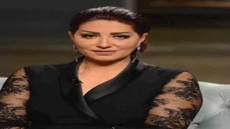"المحبة لا تشترى ولا تزول".. وفاء عامر تعلق على أحدث ظهور لـ عادل إمام وعبلة كامل