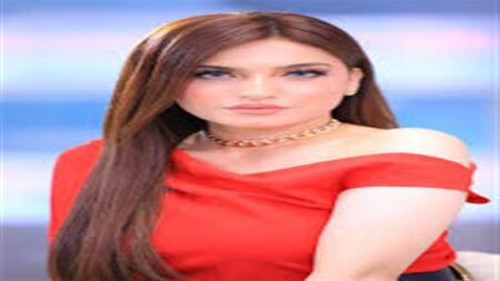 كيف علقت ياسمين عز على شائعات طلاق كريم محمود عبدالعزيز وزوجته؟