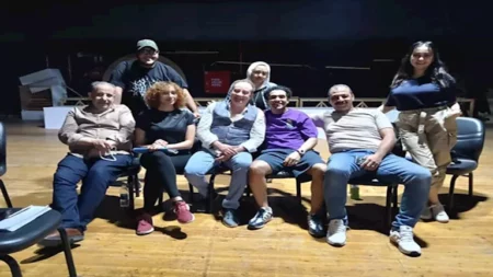 بالصور.. ميدو عادل وأبطال "حب من طرف حامد" يواصلون بروفات المسرحية بالصور.. ميدو عادل وأبطال "حب من طرف حامد" يواصلون بروفات المسرحية