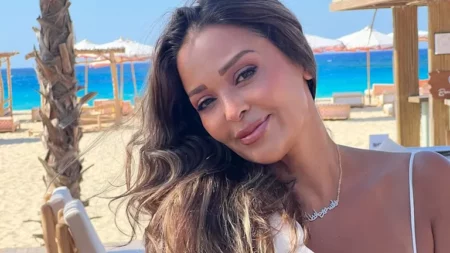 داليا البحيري تخطف الأنظار بإطلالة صيفية باللون الأبيض.. لماذا اختارته؟ داليا البحيري تخطف الأنظار بإطلالة صيفية باللون الأبيض.. لماذا اختارته؟