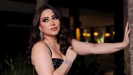 بإطلالة جريئة.. 10 صور لـ بوسي أثناء قضاء إجازة الصيف في الساحل بإطلالة جريئة.. 10 صور لـ بوسي أثناء قضاء إجازة الصيف في الساحل