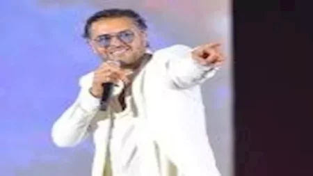 20 صورة لراغب علامة على المسرح بعد تصدره التريند