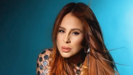 "رحيلك كسرلي قلبي".. كارول سماحة تنعى زياد الرحباني برسالة مؤثرة "رحيلك كسرلي قلبي".. كارول سماحة تنعى زياد الرحباني برسالة مؤثرة