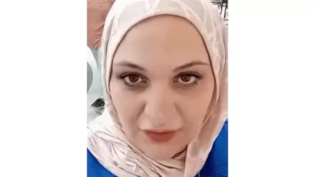 نجوم الفن يعلقون على واقعة البلوجر التي زعمت أنها "ابنة الرئيس مبارك"