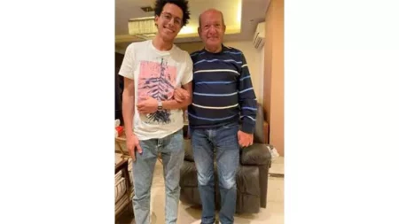 "عزائي الوحيد إنك ارتحت".. طه دسوقي ينعى لطفي لبيب