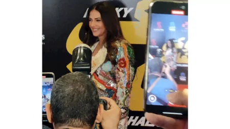 بالصور.. دنيا سمير غانم تصل العرض الخاص لفيلم "روكي الغلابة"