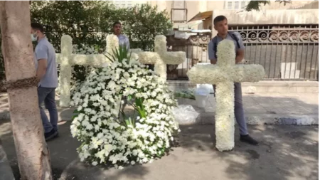 الصور الأولى من جنازة الفنان لطفي لبيب الصور الأولى من جنازة الفنان لطفي لبيب