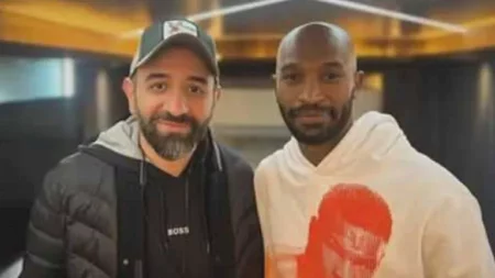 عمرو سلامة عن شيكابالا بعد اعتزاله: "أسطورة عيشنا معاها ٢٠ سنة"