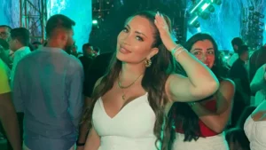 بفستان جري.. نسرين طافش تخطف الأنظار في أحدث ظهور