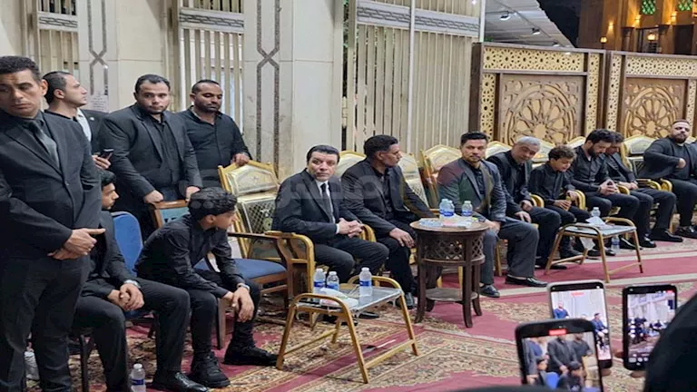 بالصور.. سعد الصغير يقدم واجب العزاء في وفاة المطرب أحمد عامر