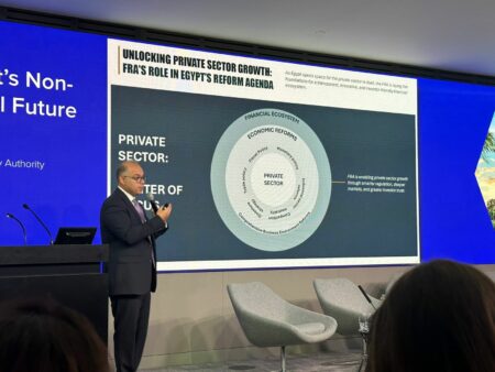 رئيس الرقابة المالية: جادون في إصلاح بيئة الأعمال لتعزيز ثقة المستثمر المحلي والأجنبي