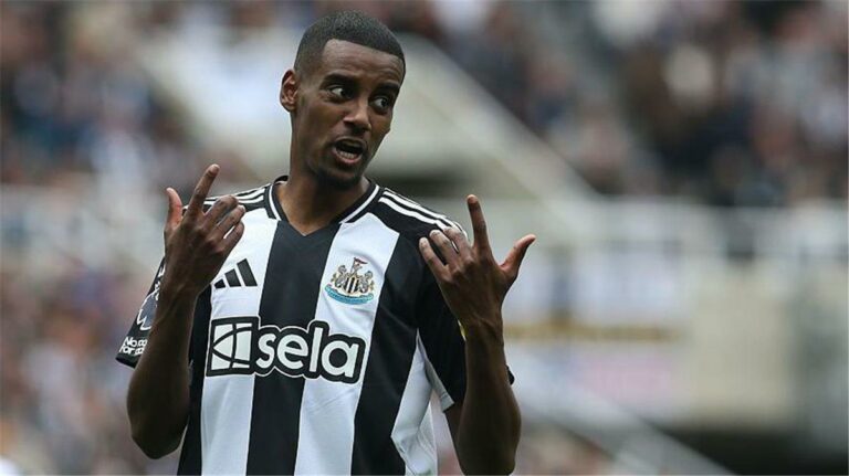 رومانو يكشف عن رسالة ليفربول إلى محيط إيزاك رومانو يكشف عن رسالة ليفربول إلى محيط إيزاك